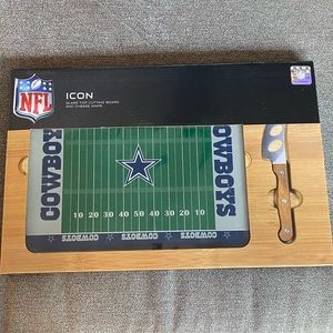 New Dallas Cowboys cutting board and cheese knife!